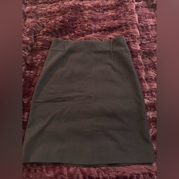 Ann Taylor LOFT Pencil Skirt - Picture 1 of 3
